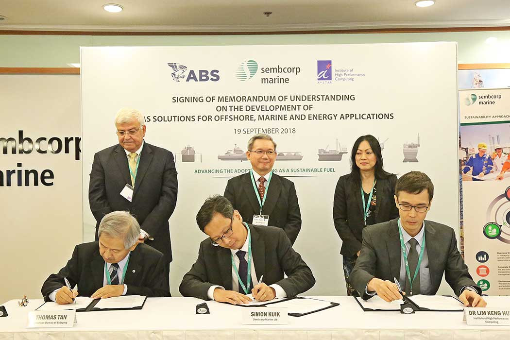 Seated from left Mr Thomas Tan, Vice President Singapore & Malaysia American Bureau of Shipping, Mr Simon Kuik, Vice President and Head of Research & Development Sembcorp Marine and Dr Lim Keng Hui Executive Direct